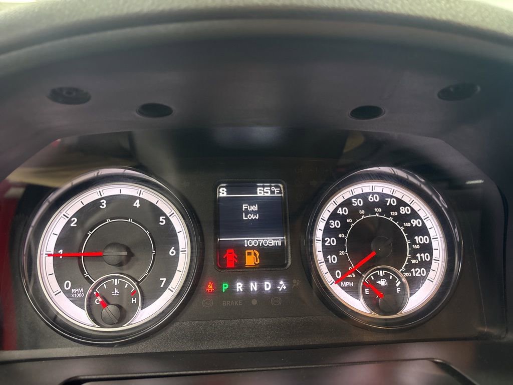 Used 2019 RAM 1500 Classic SLT AWD/4WD image 19