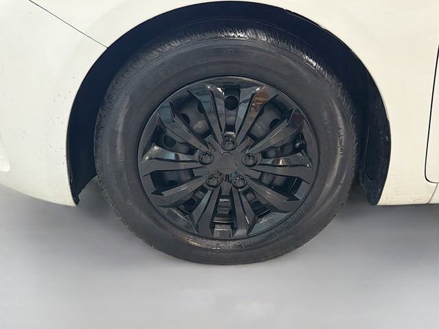 Used 2017 Kia Forte LX image 26