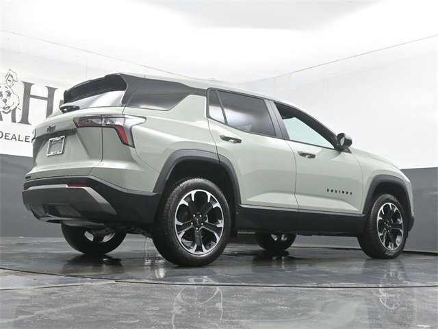 New 2026 Chevrolet Equinox LT w/ Convenience Package II image 11