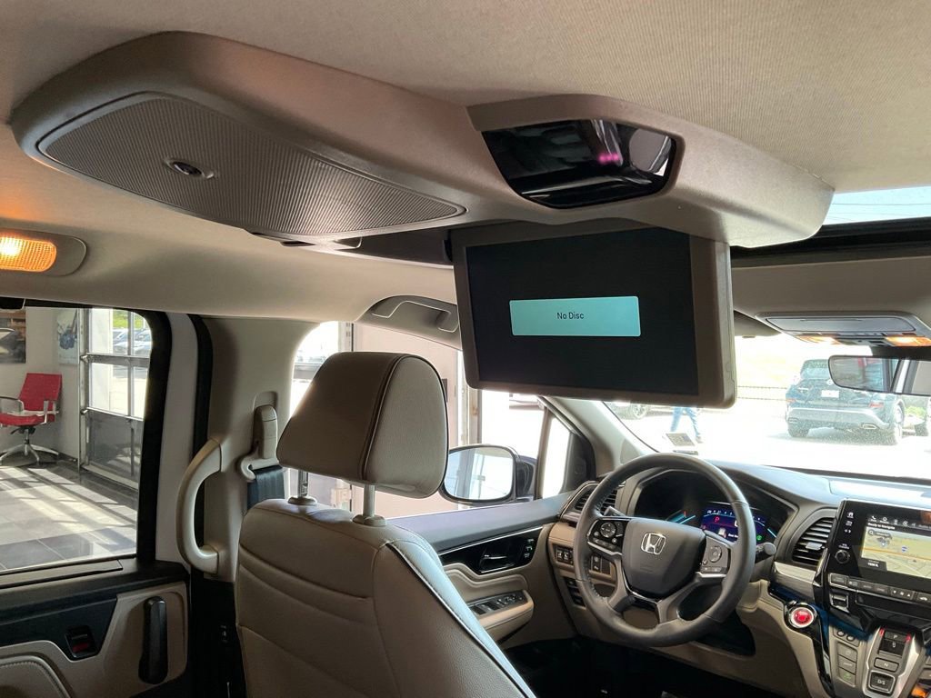 Used 2024 Honda Odyssey Elite image 21