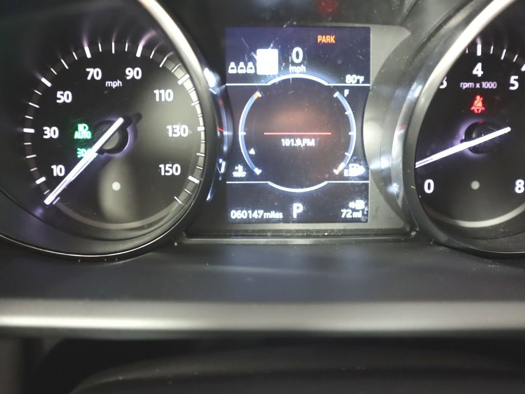 Used 2020 Land Rover Discovery SE AWD/4WD image 11