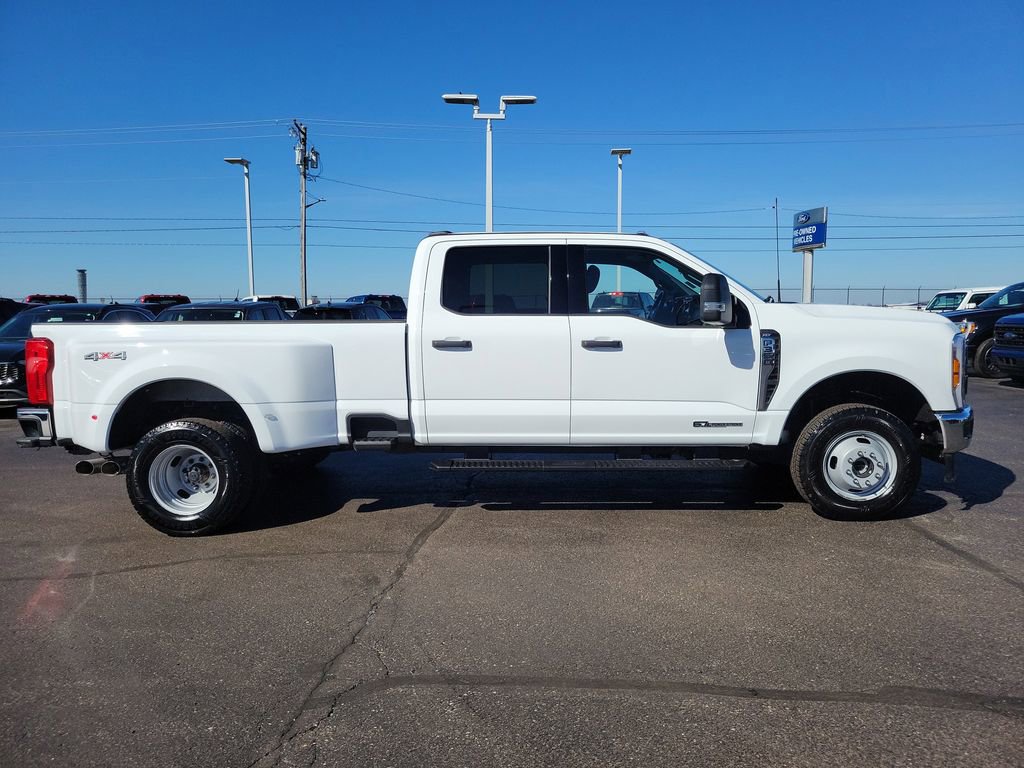 Certified 2025 Ford F350 XLT image 3