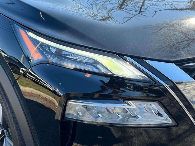 Used 2023 Nissan Rogue SL w/ SL Premium Package image 9