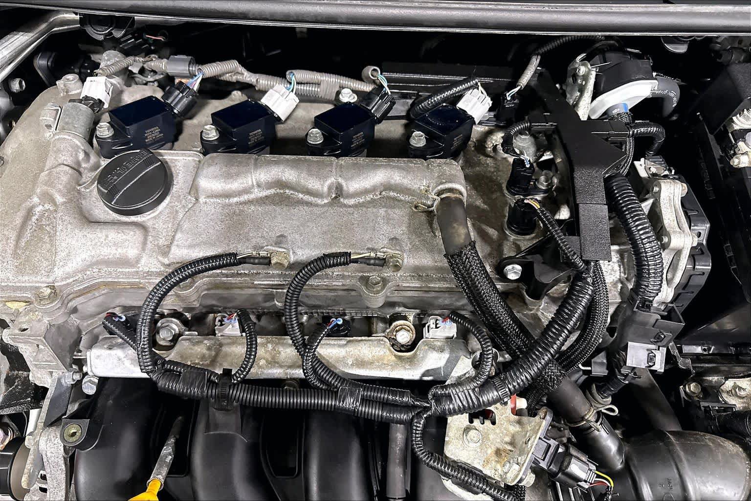 Used 2021 Toyota Corolla LE FWD image 32