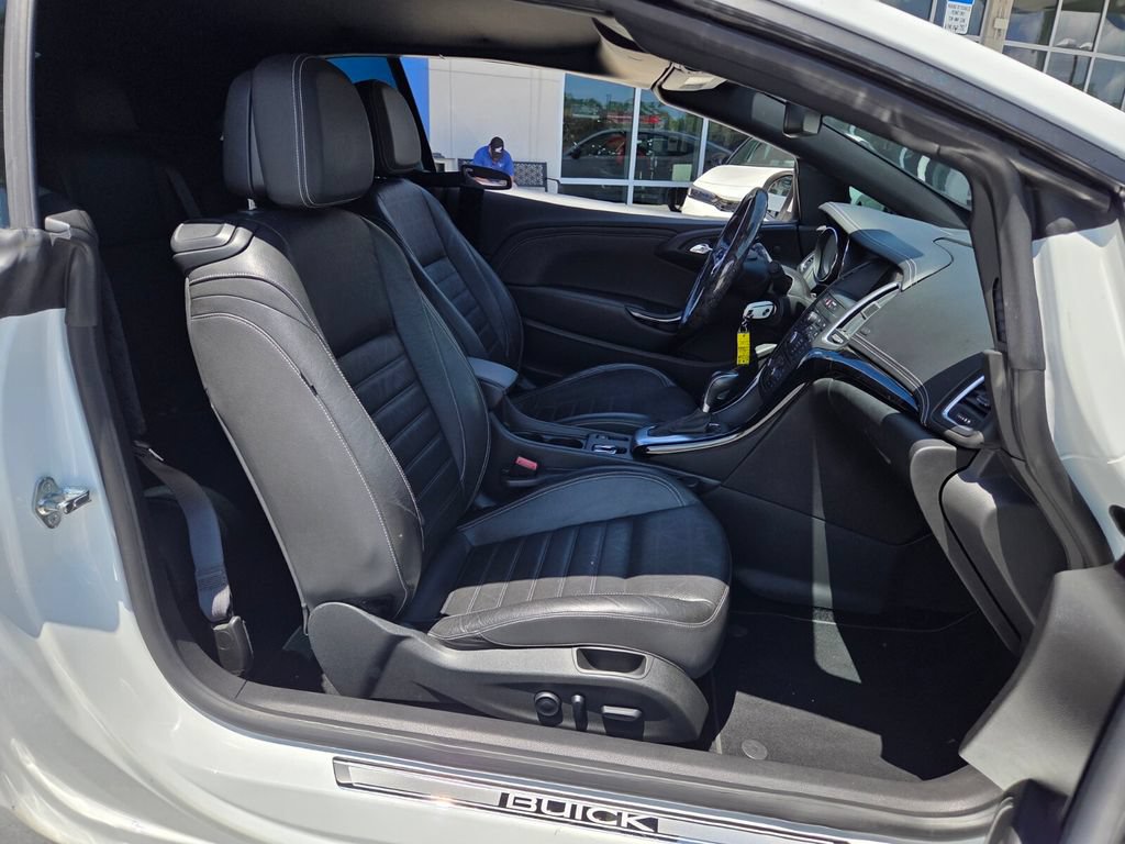 Used 2019 Buick Cascada Premium FWD image 17