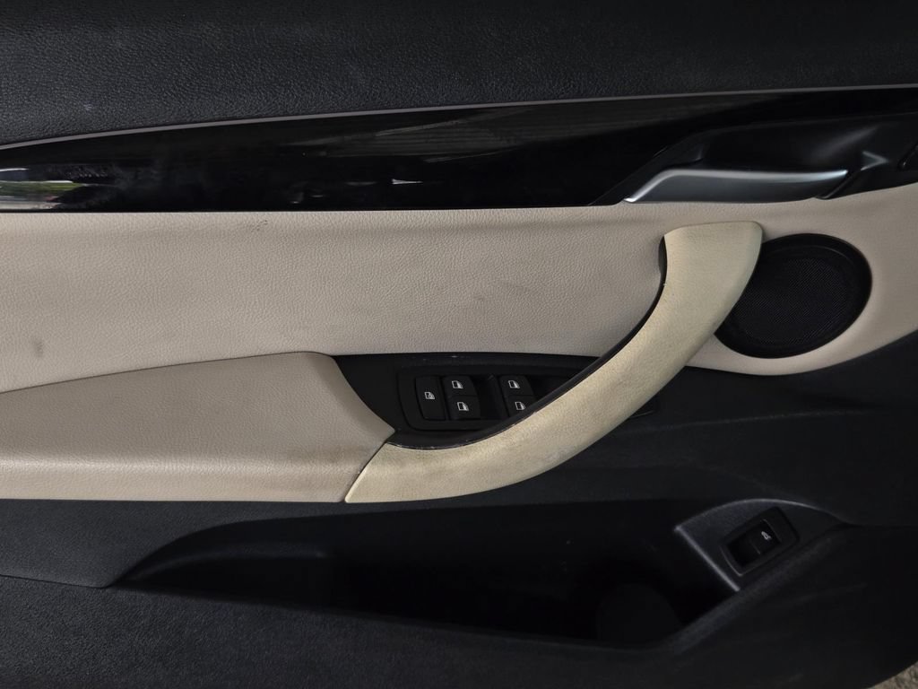 Used 2019 BMW X1 sDrive28i FWD image 18