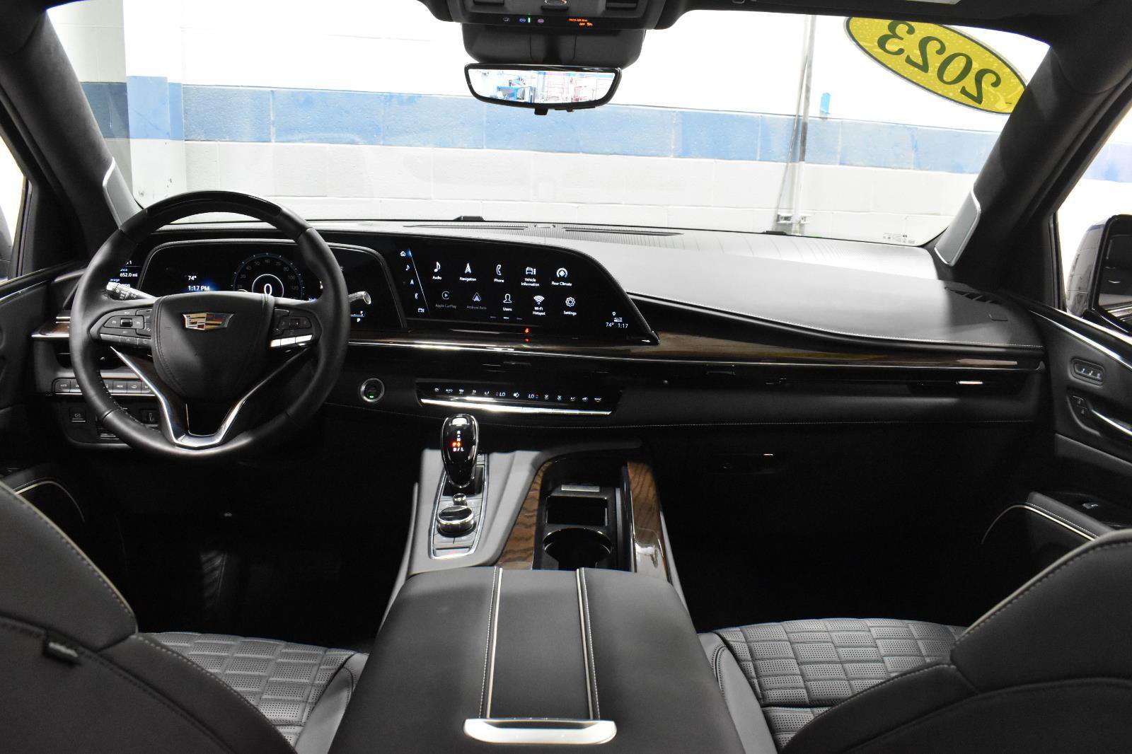 Certified 2023 Cadillac Escalade Premium Luxury Platinum w/ LPO, Floor Liner Package AWD/4WD image 6