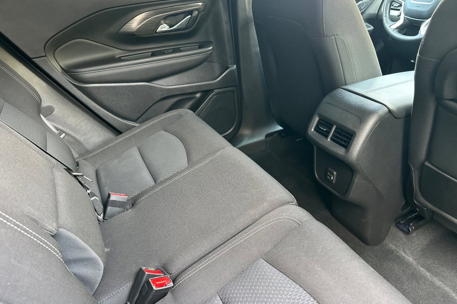 Certified 2023 GMC Terrain SLE w/ Elevation Edition image 19