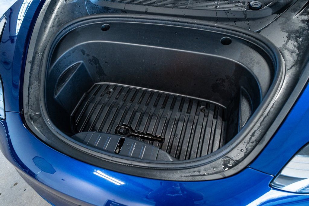 Used 2023 Tesla Model 3 Standard Range image 52