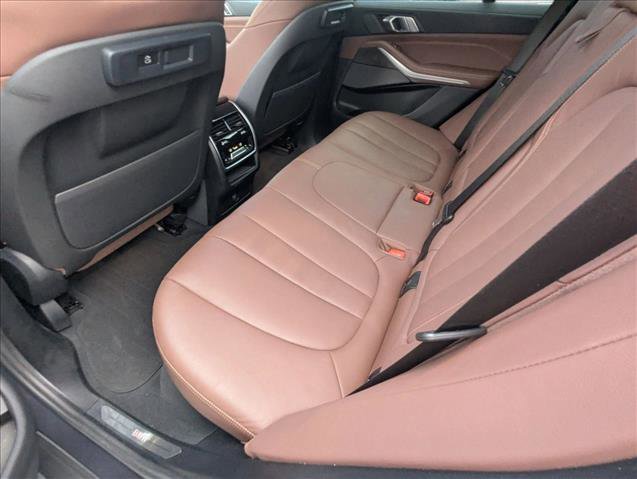 Used 2021 BMW X5 xDrive40i w/ Premium Package AWD/4WD image 17