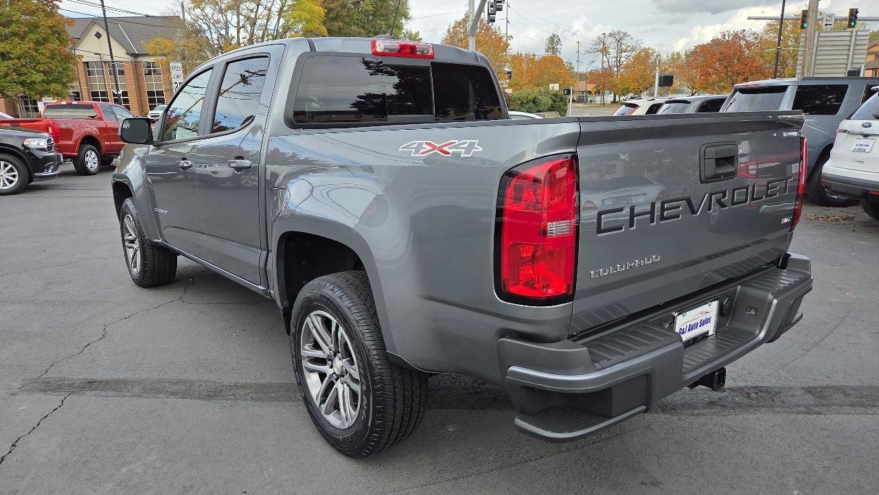 Used 2022 Chevrolet Colorado LT w/ LT Convenience Package AWD/4WD image 11