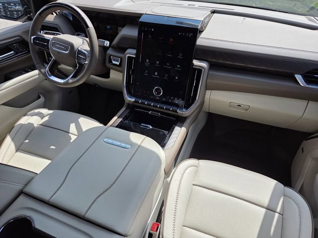 New 2026 GMC Yukon Denali w/ Denali Reserve Package AWD/4WD image 24