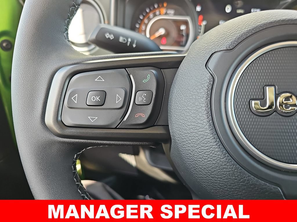 New 2025 Jeep Gladiator Mojave w/ Convenience Group AWD/4WD image 16