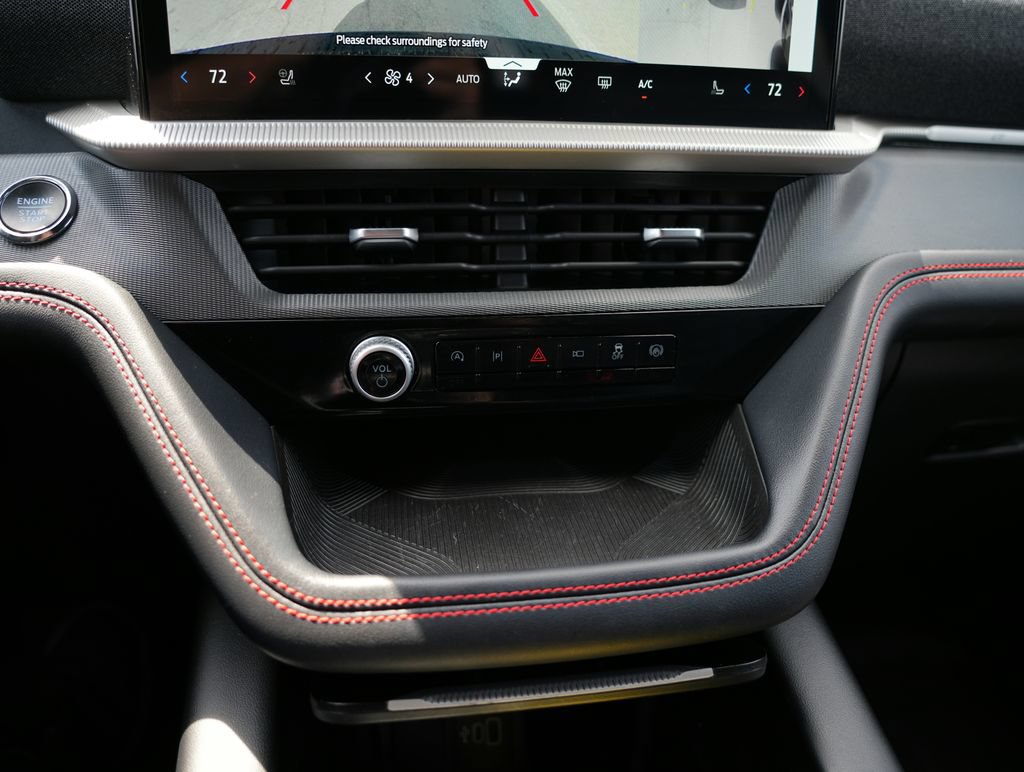 Used 2025 Ford Explorer ST-Line RWD image 16