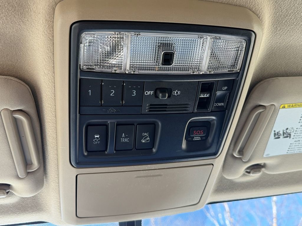 Used 2014 Toyota 4Runner Limited image 24