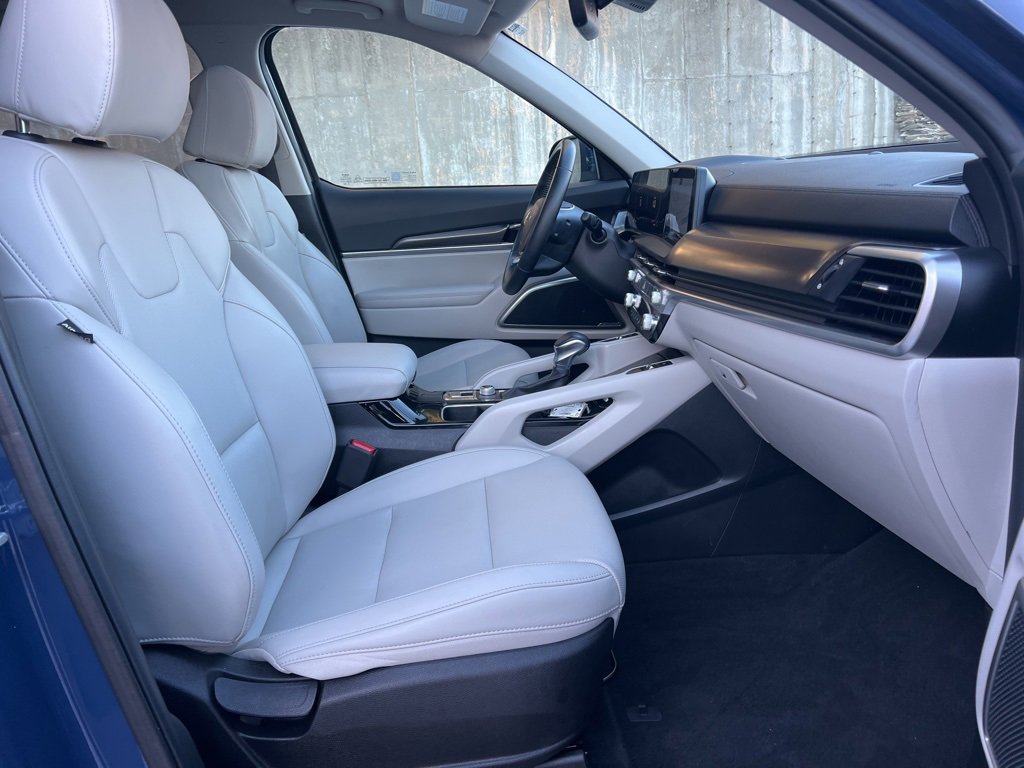 Used 2023 Kia Telluride S w/ S Sunroof Package image 26