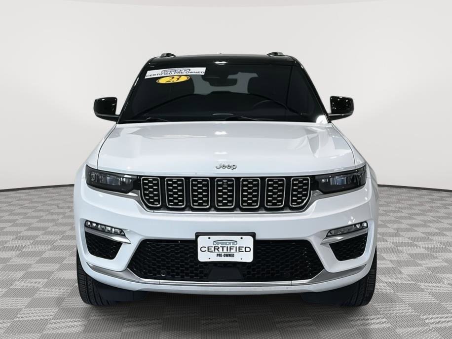 Used 2023 Jeep Grand Cherokee Summit w/ Luxury Tech Group V image 8