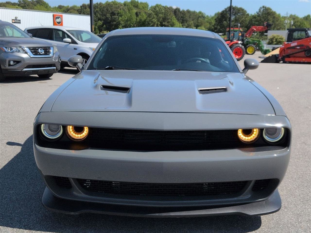 Used 2017 Dodge Challenger R/T Plus RWD image 8