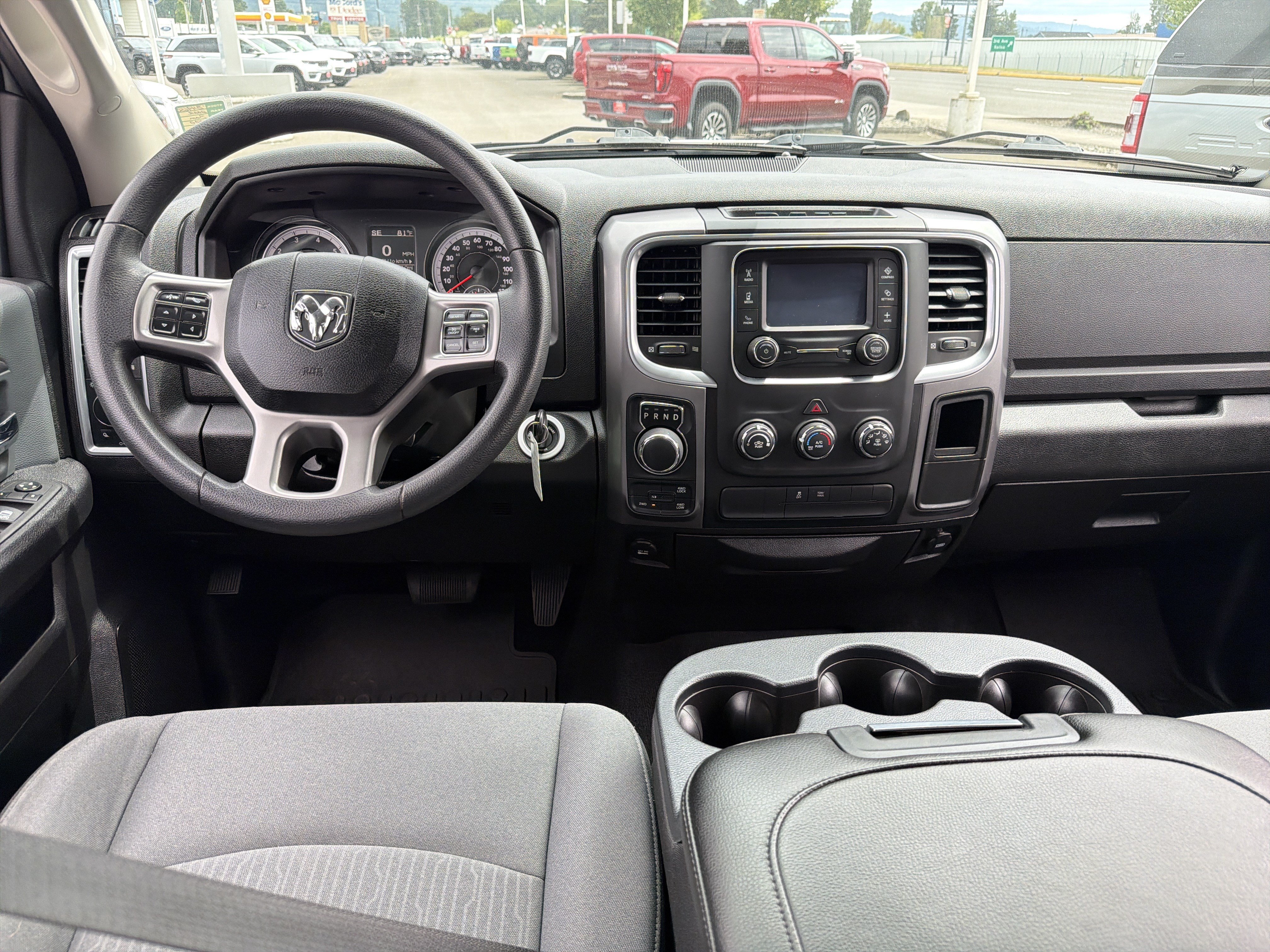 Used 2022 RAM 1500 Classic SLT AWD/4WD image 12