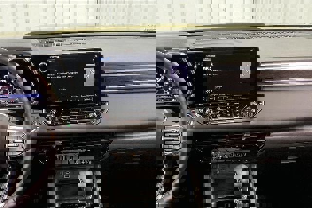 Used 2023 GMC Canyon Elevation w/ Elevation Premium Package image 6