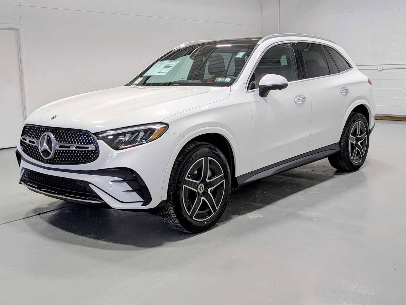 New 2026 Mercedes-Benz GLC 300 4MATIC image 1