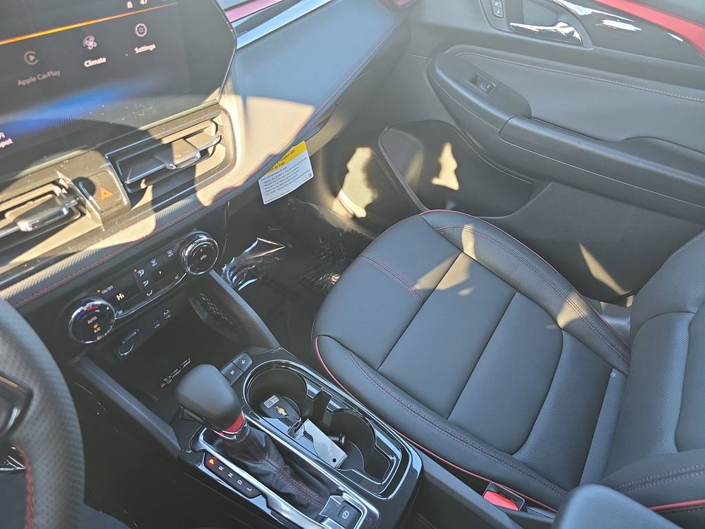 New 2026 Chevrolet TrailBlazer RS w/ Convenience Package FWD image 25