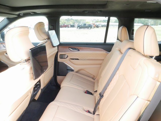 New 2025 Jeep Grand Cherokee L Summit image 20