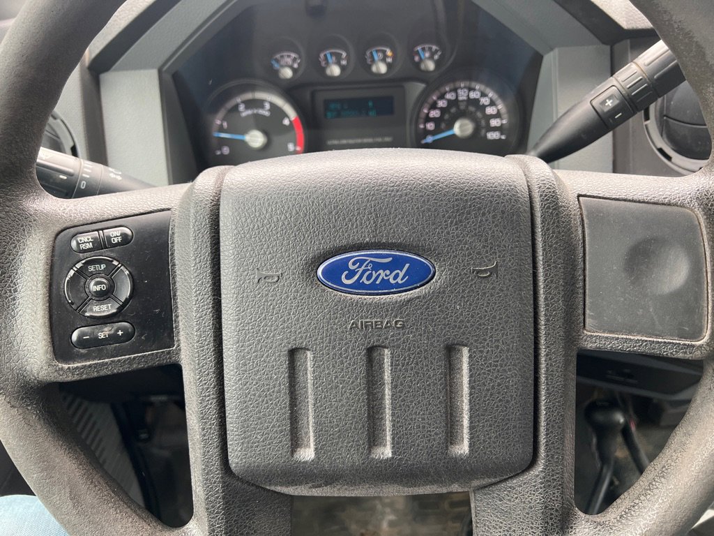 Used 2015 Ford F550 4x4 Regular Cab Super Duty image 20