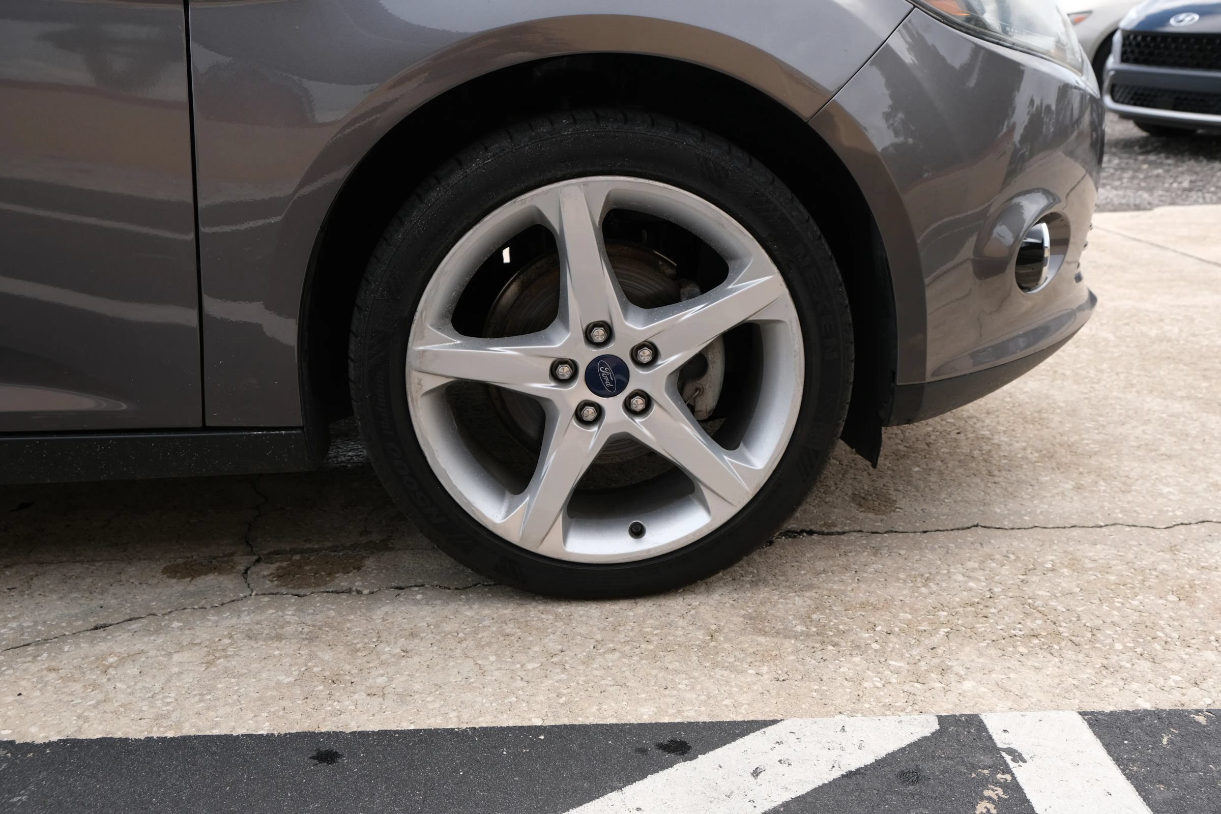 Used 2014 Ford Focus Titanium FWD image 20