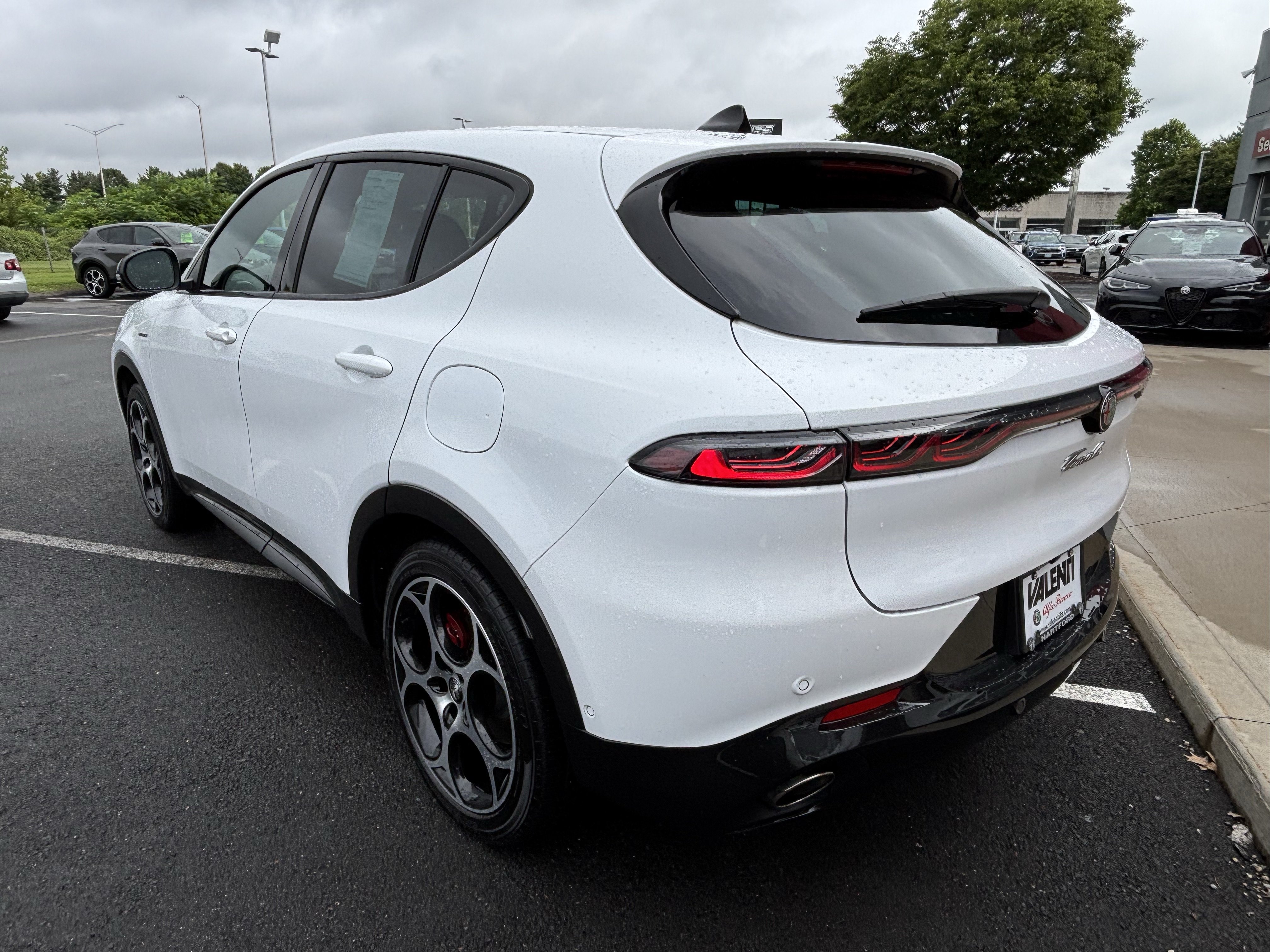 Used 2024 Alfa Romeo Tonale Veloce AWD/4WD image 5
