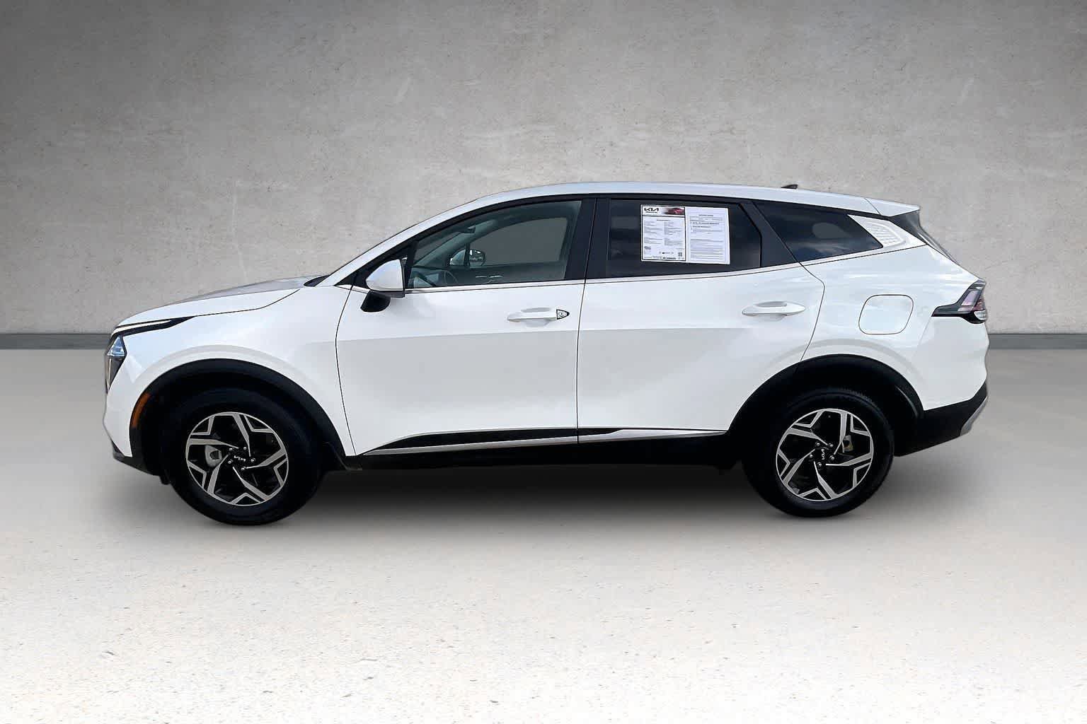 Certified 2023 Kia Sportage LX FWD image 3
