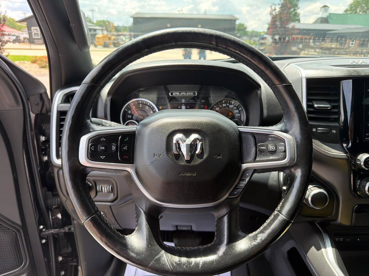 Used 2019 RAM 1500 Big Horn AWD/4WD image 10