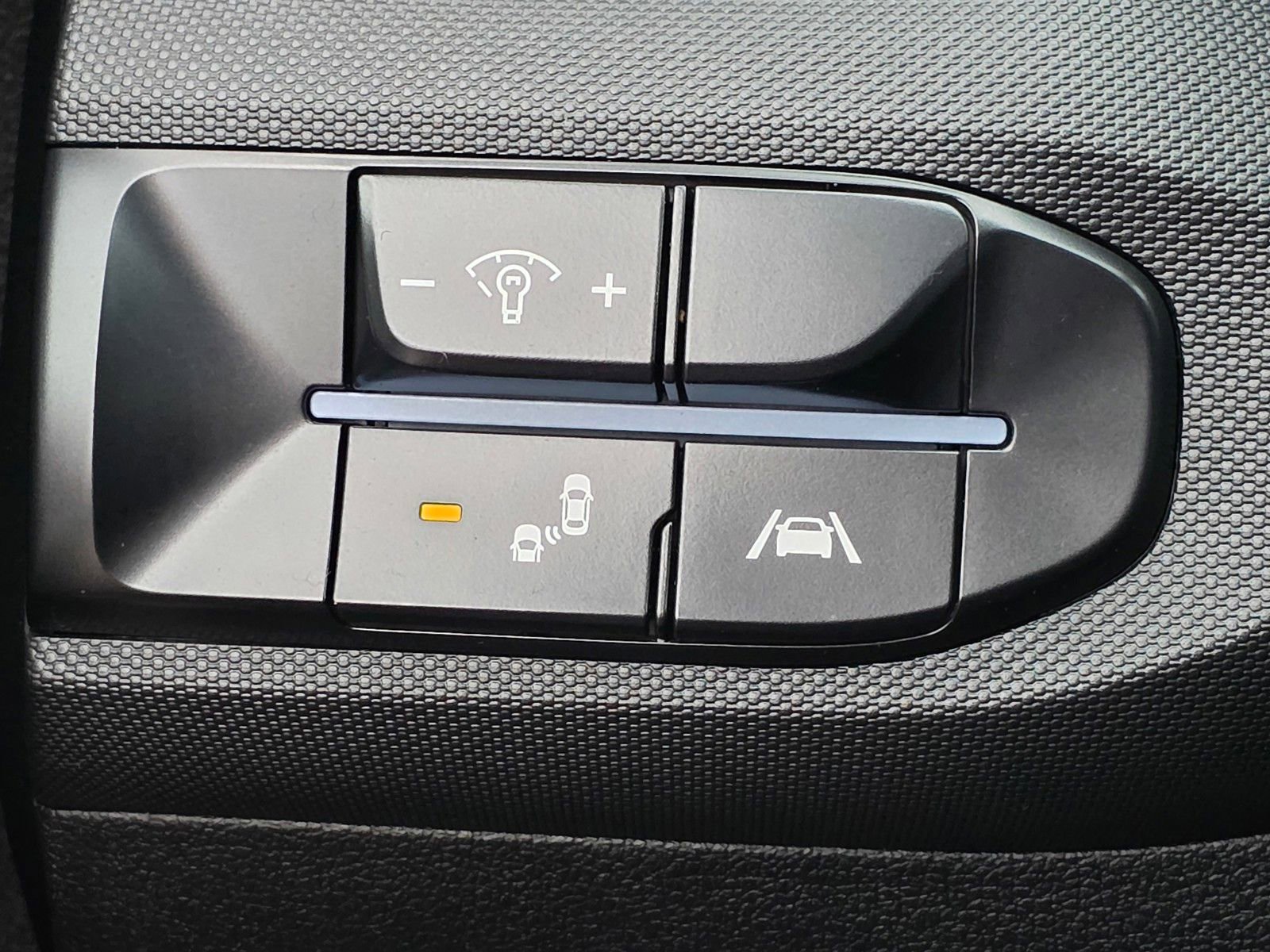 Certified 2022 Hyundai Veloster N image 32