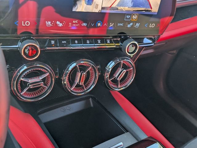 Used 2024 Chevrolet Blazer EV RS image 25