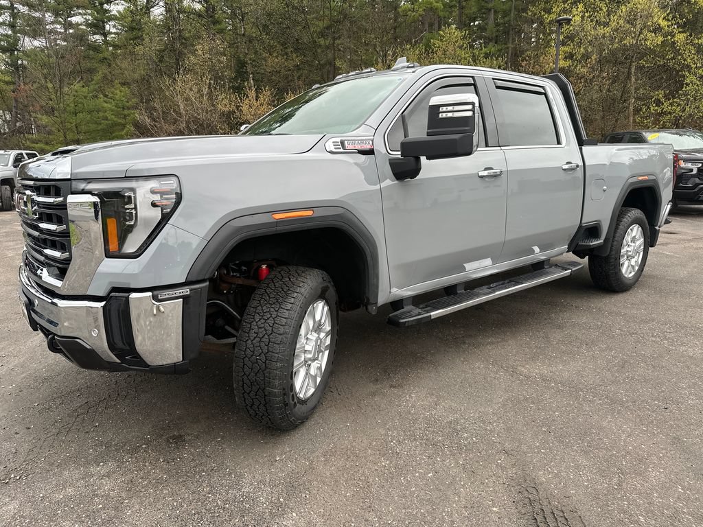 Used 2024 GMC Sierra 2500 SLT w/ SLT Premium Package AWD/4WD image 1