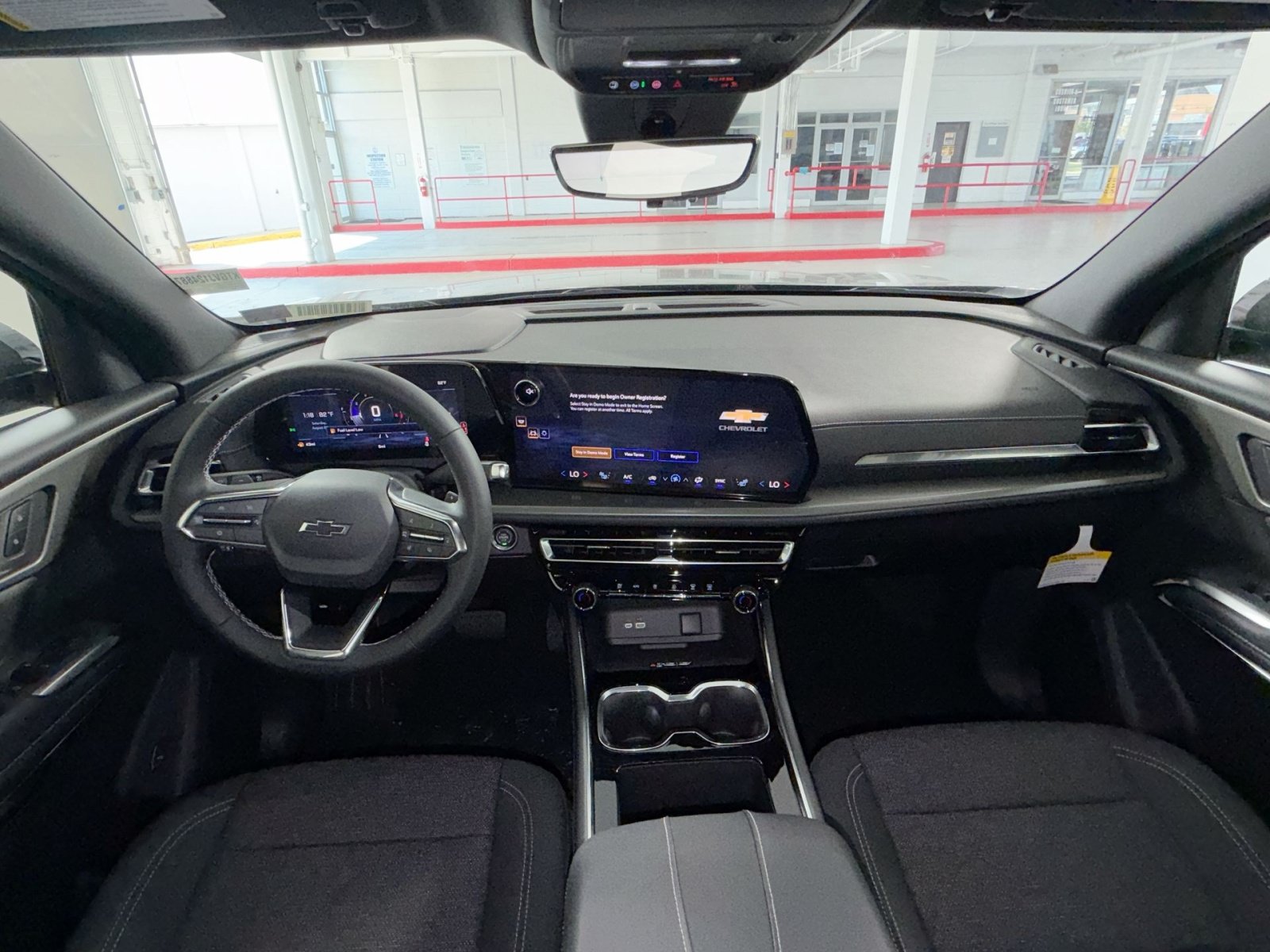 New 2027 Chevrolet Traverse LT w/ Midnight/Sport Edition FWD image 23