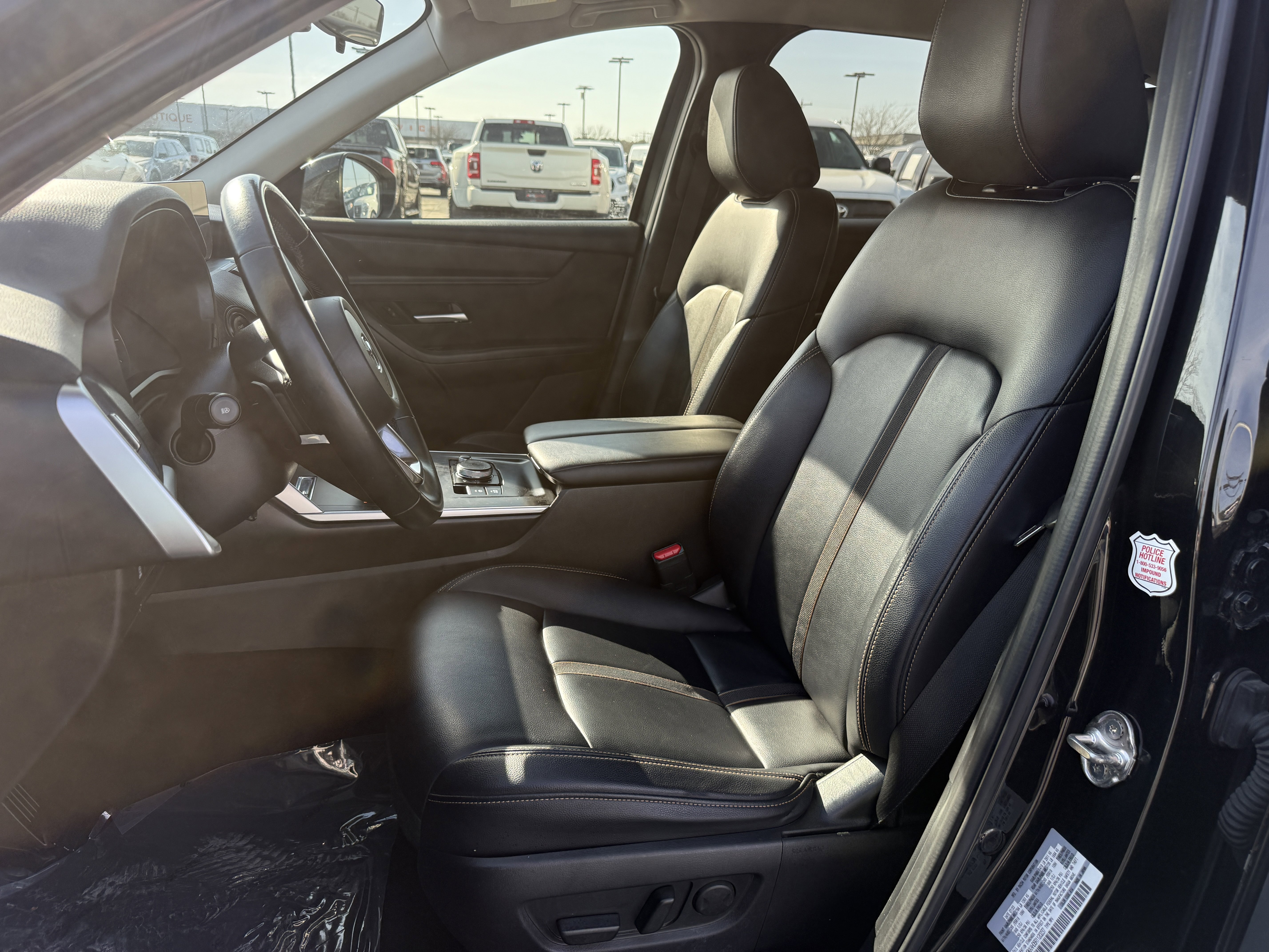 Used 2024 MAZDA CX-90 3.3 Turbo w/ Select Package image 29