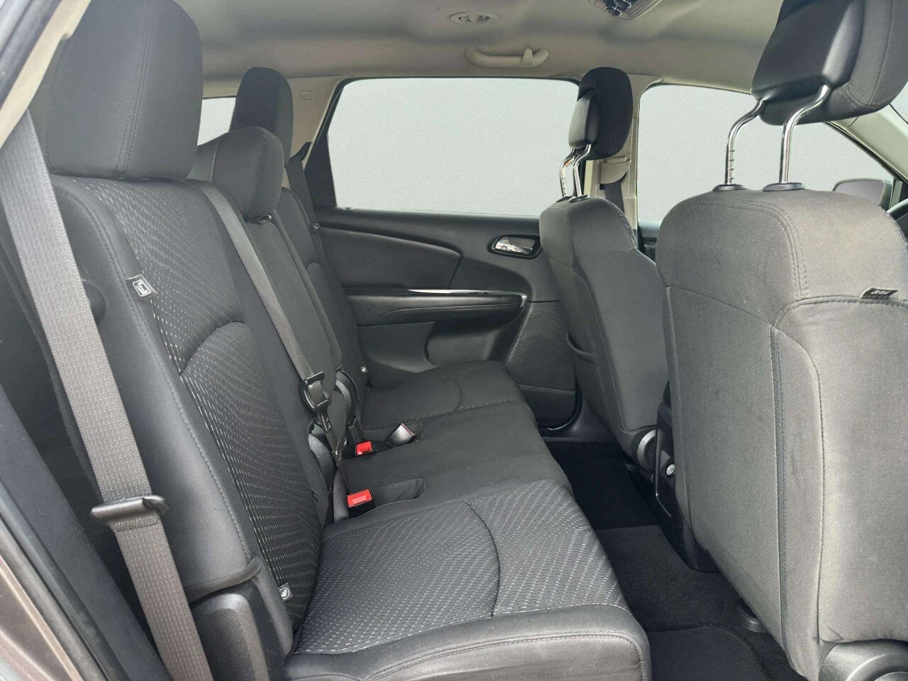 Used 2018 Dodge Journey SXT image 15
