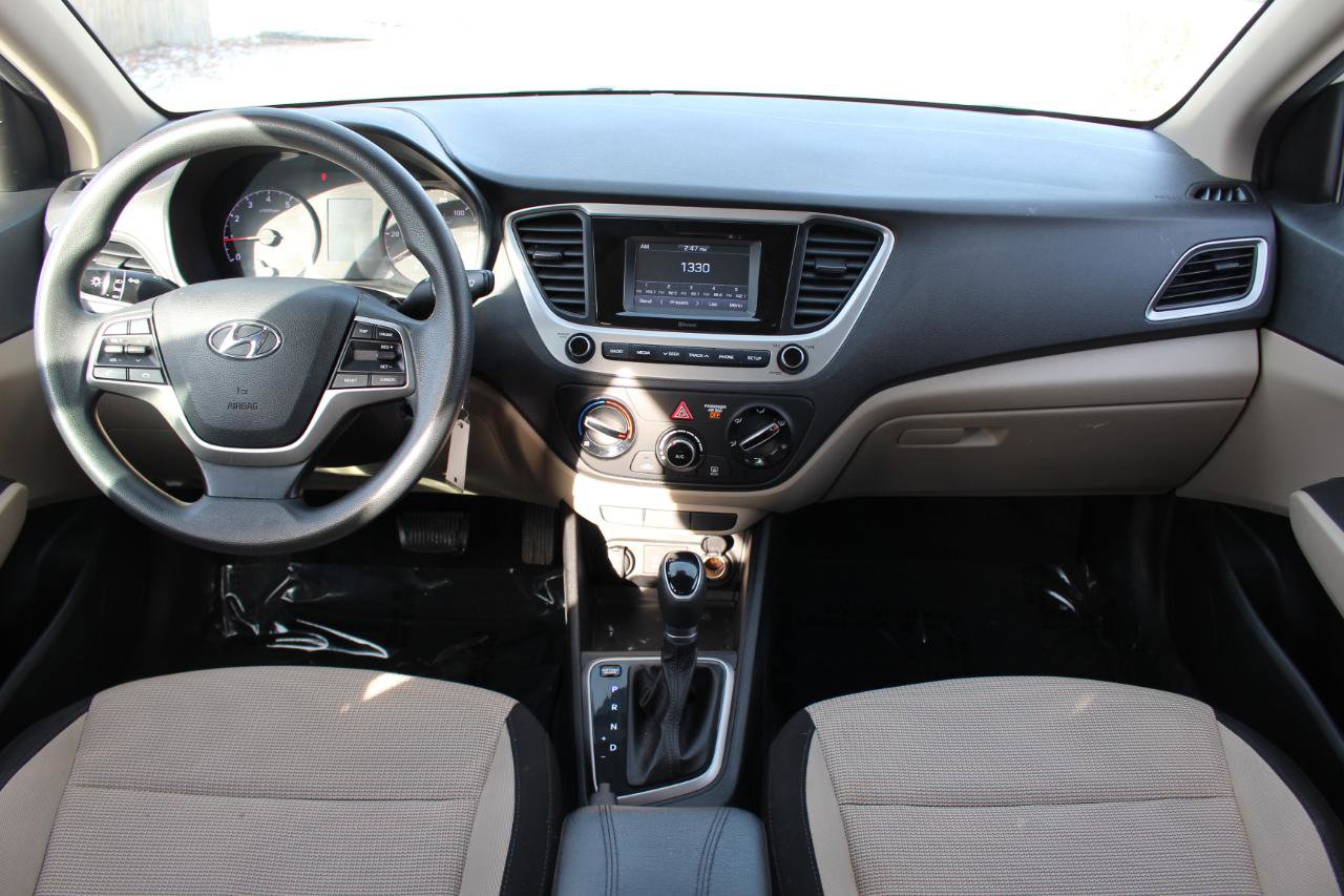 Used 2019 Hyundai Accent SE image 27