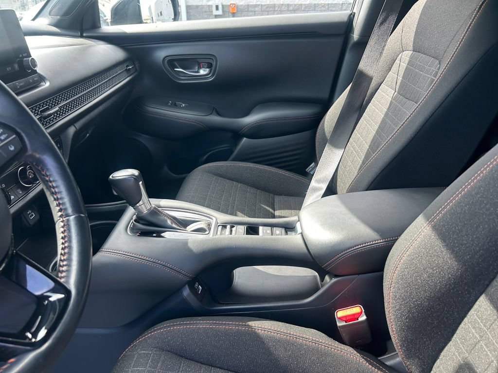 Used 2023 Honda HR-V Sport image 32