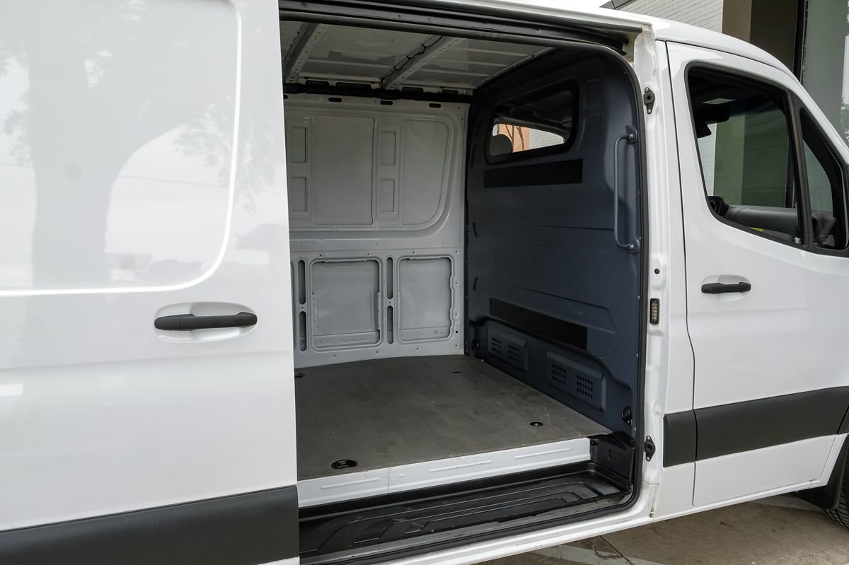 Used 2023 Mercedes-Benz Sprinter 2500 image 26