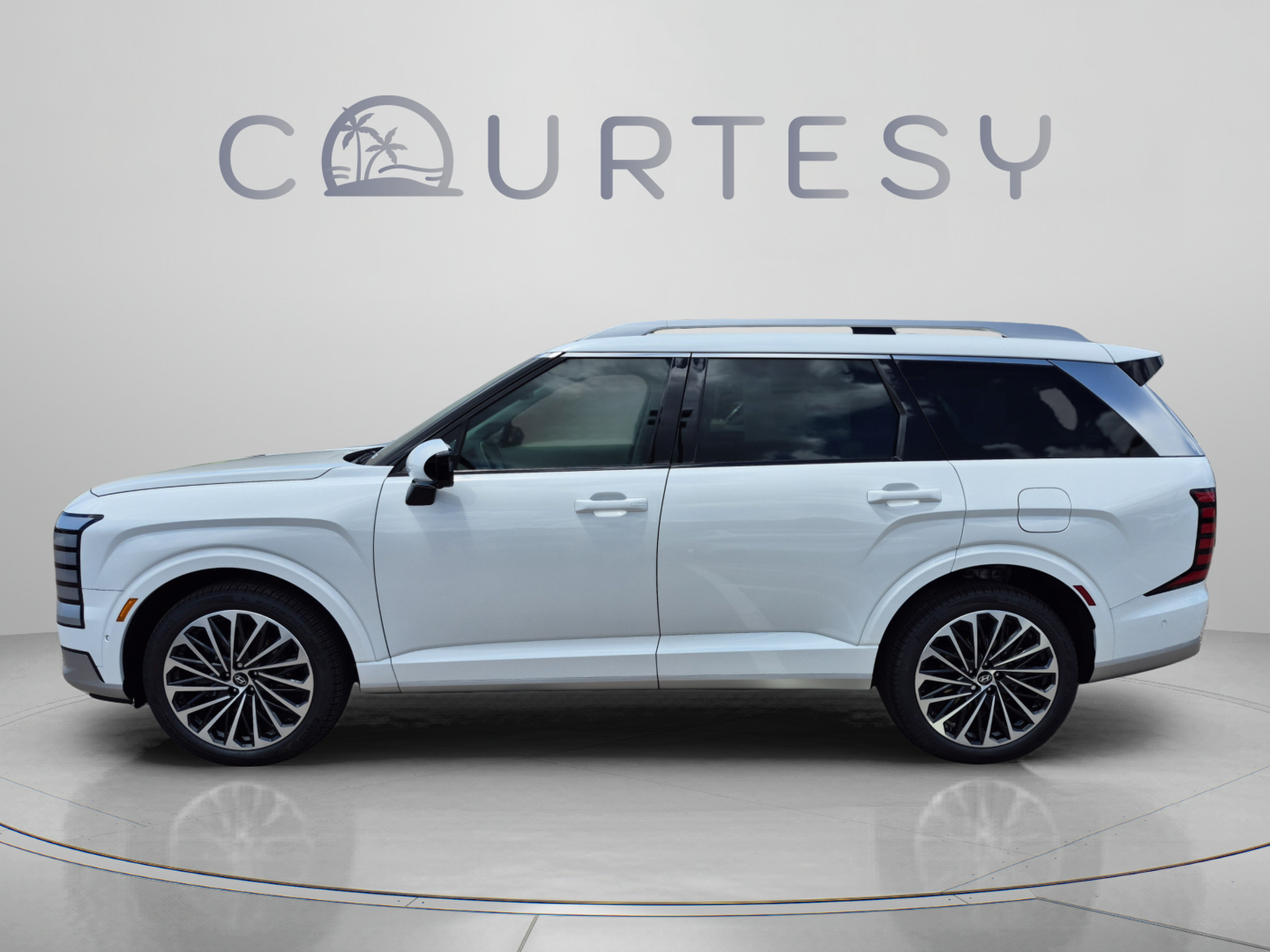 New 2027 Hyundai Palisade Calligraphy FWD image 2