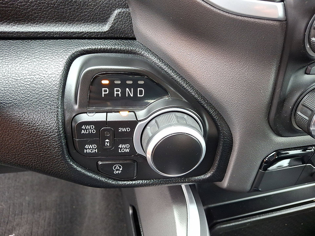 Used 2022 RAM 1500 Big Horn AWD/4WD image 12