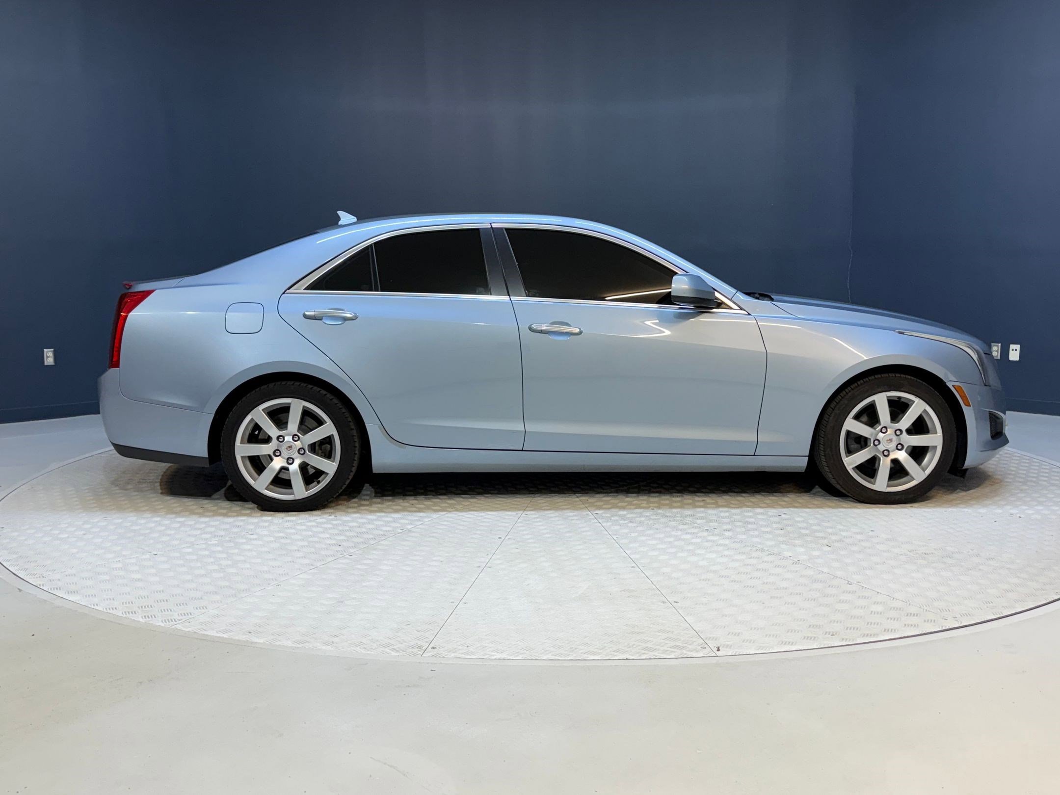 Used 2013 Cadillac ATS 4dr Sdn 2.5L RWD image 8