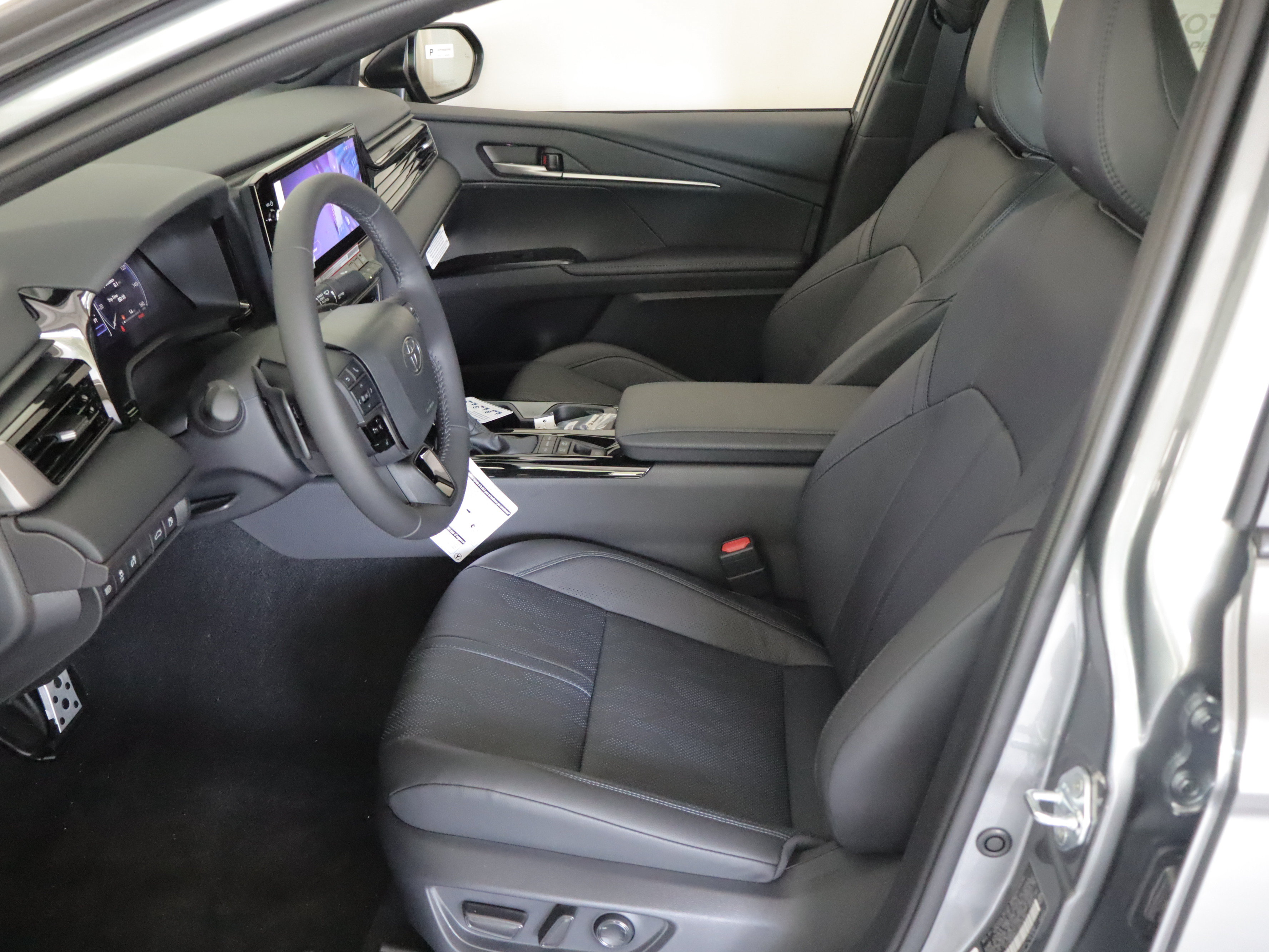 New 2026 Toyota Camry XSE w/ Premium Package AWD/4WD image 19