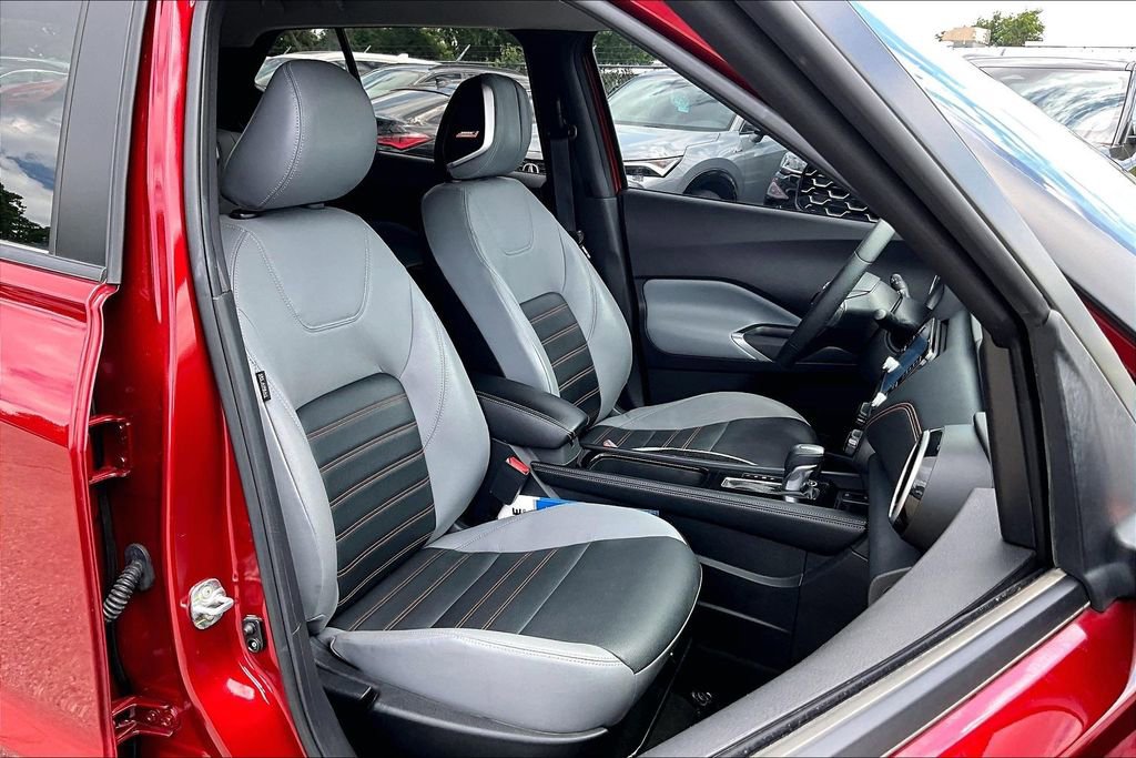 Used 2024 Nissan Kicks SR w/ SR Premium Package FWD image 10