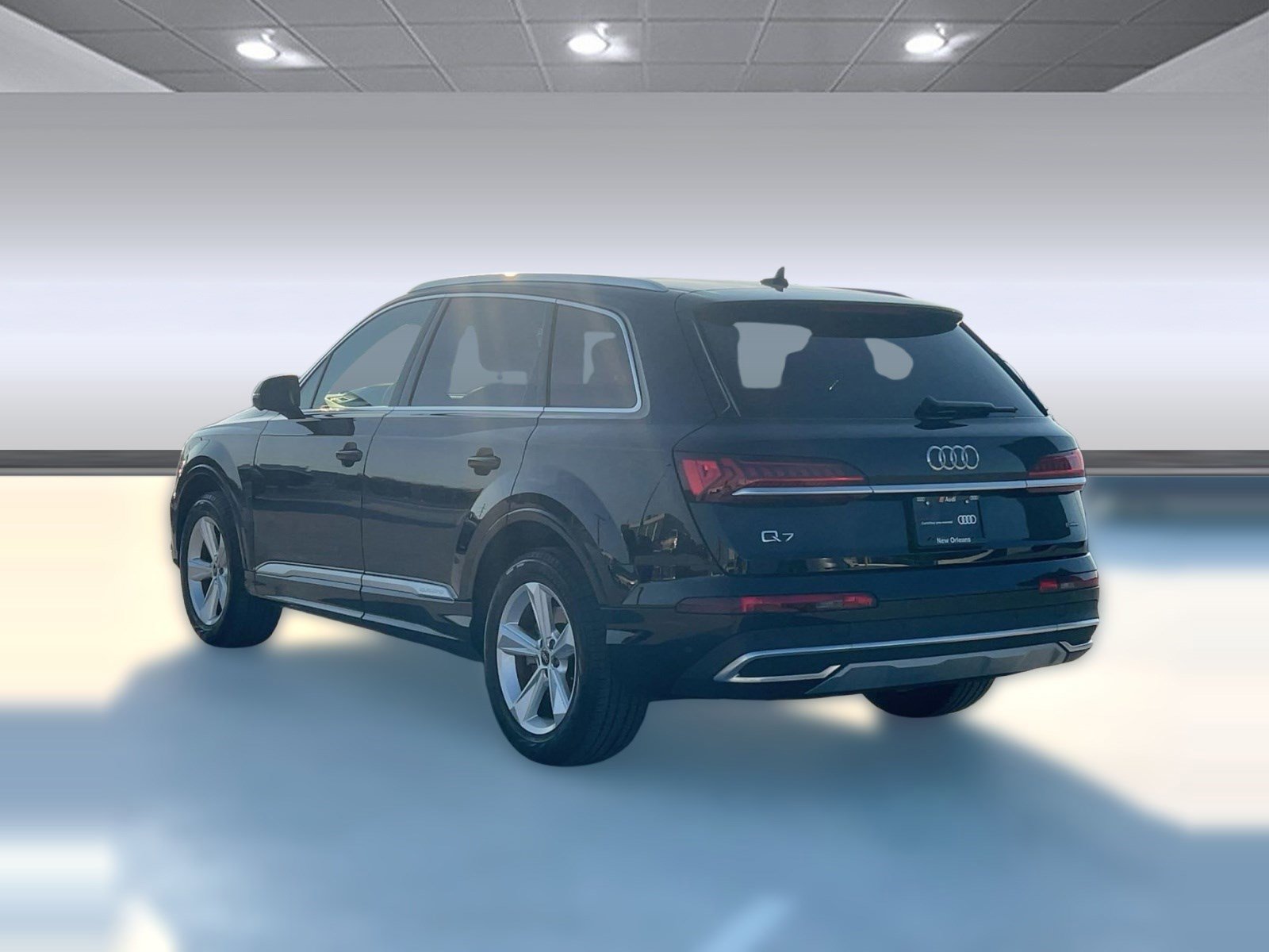 Certified 2023 Audi Q7 2.0T Premium w/ Convenience Package image 3