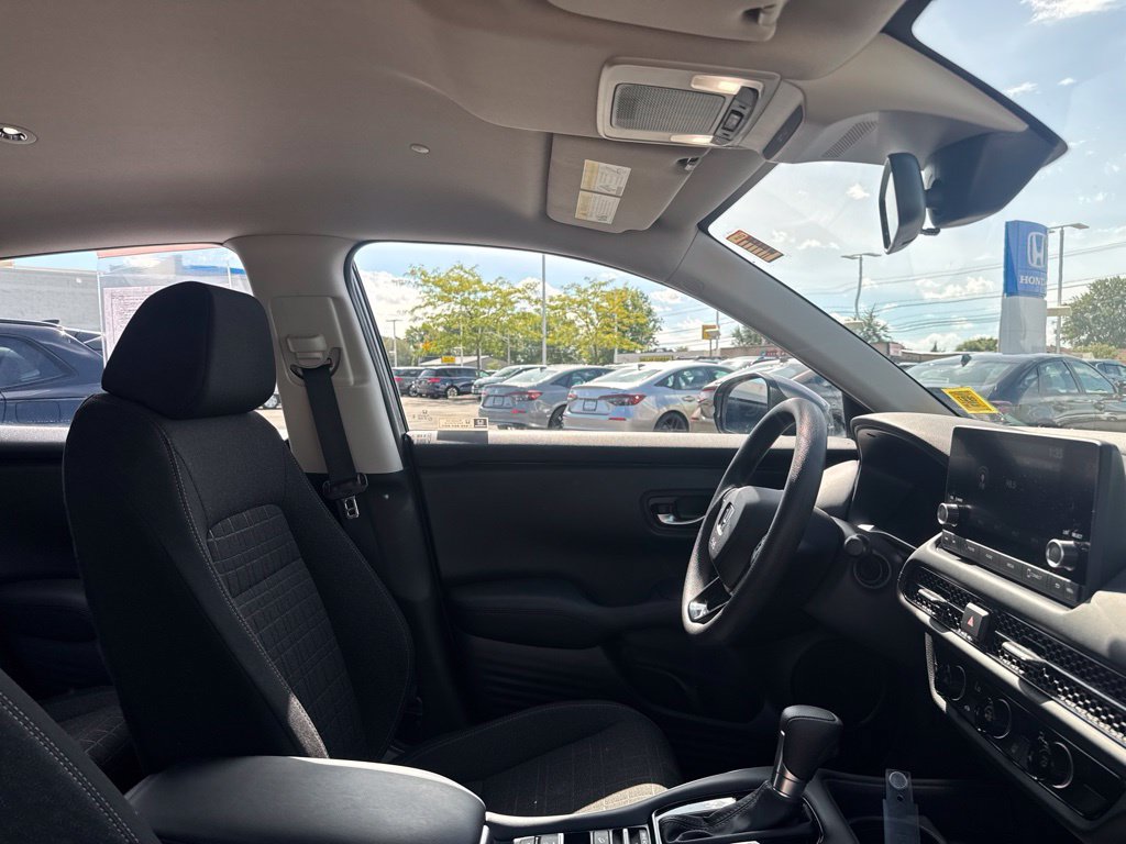 Certified 2024 Honda HR-V LX image 16