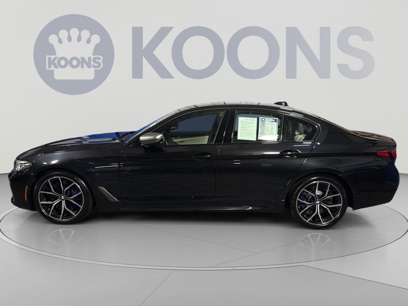 Used 2023 BMW M550i xDrive AWD/4WD image 2