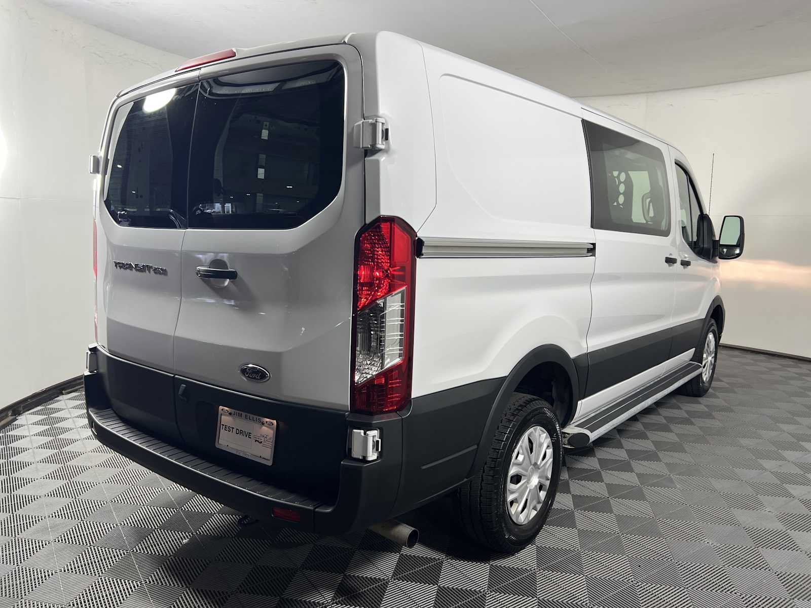 Used 2025 Ford Transit 250 Low Roof w/ Exterior Upgrade Package RWD image 6